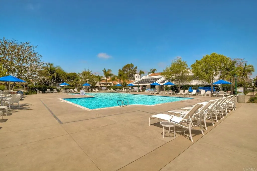 4654 Cordoba Way
