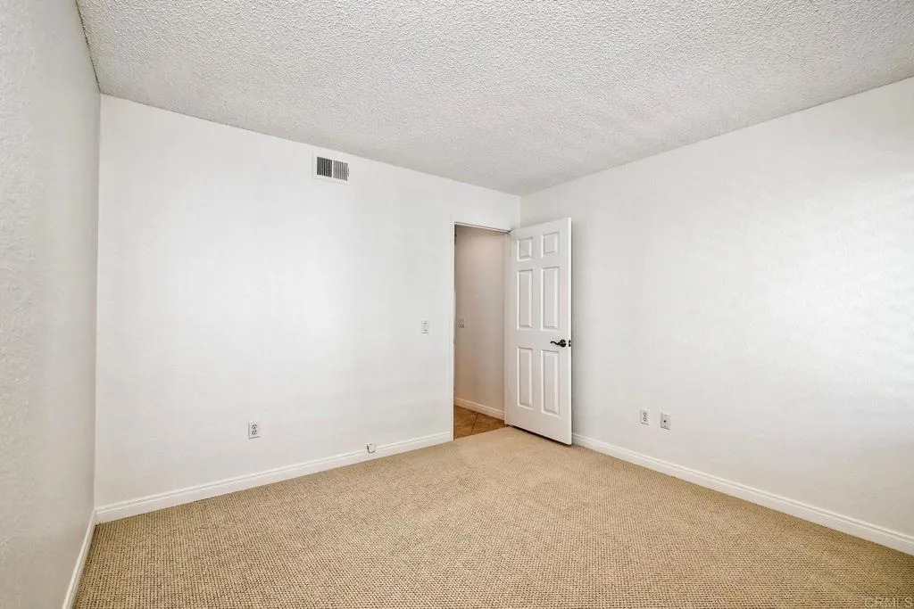 4654 Cordoba Way