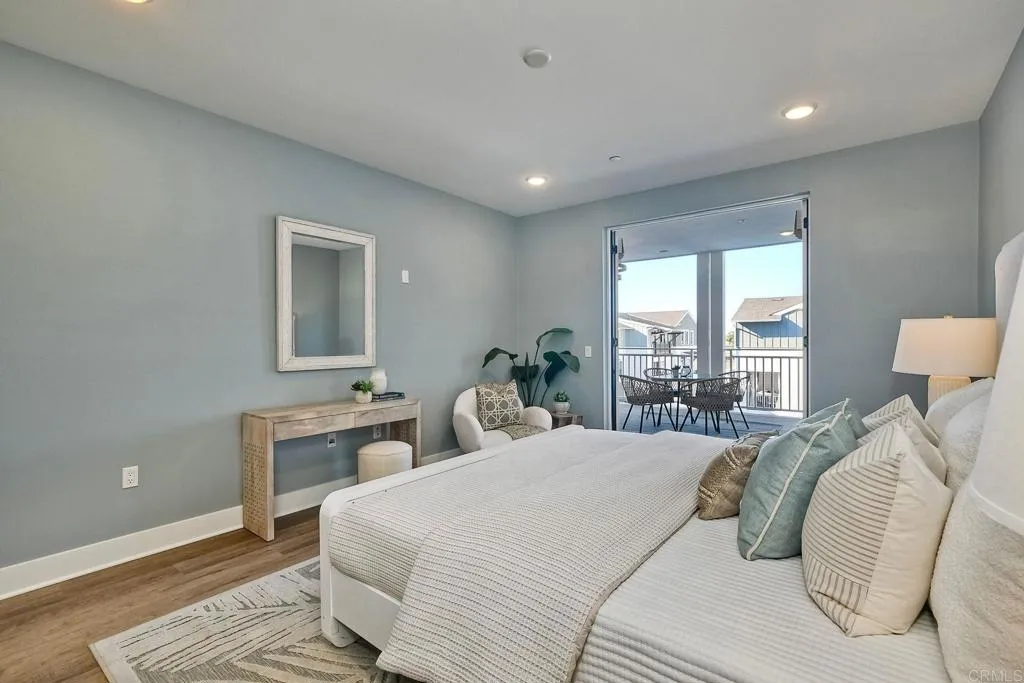 800 Grand Avenue Unit 205