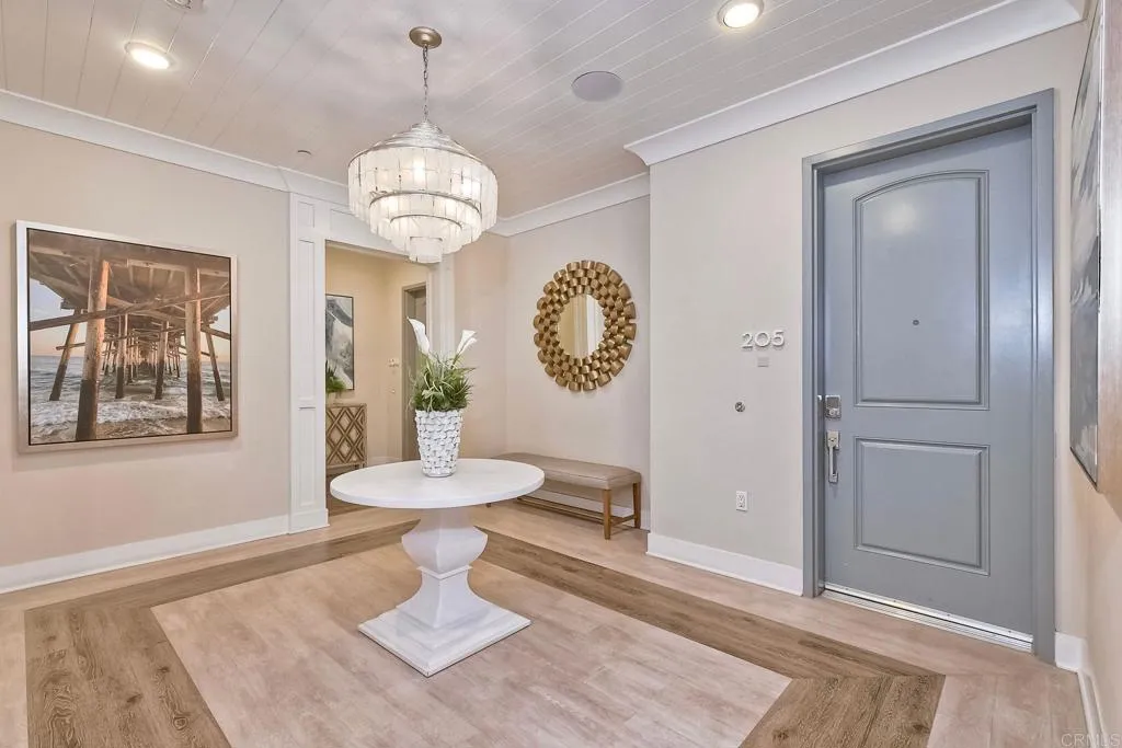 800 Grand Avenue Unit 205