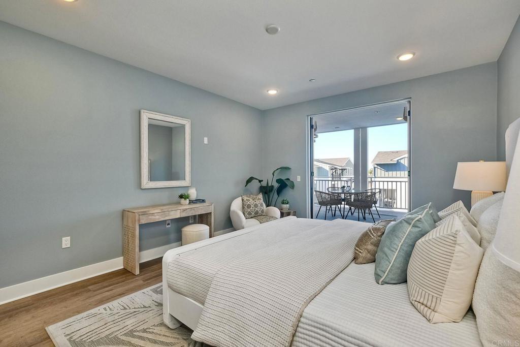 800 Grand Avenue 205