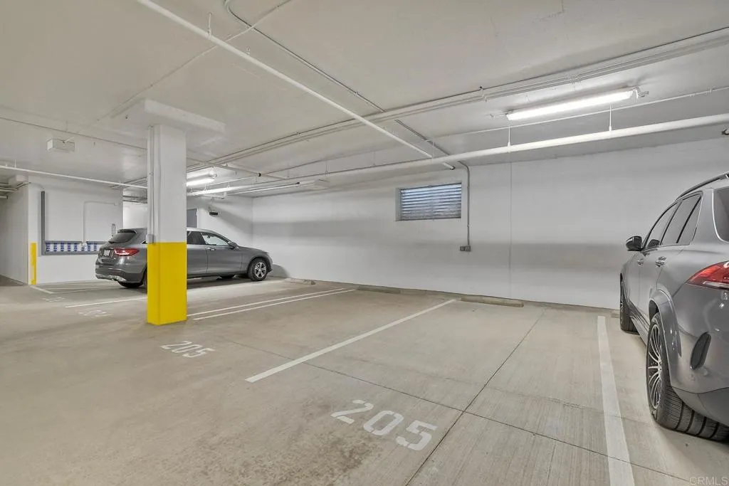 800 Grand Avenue Unit 205