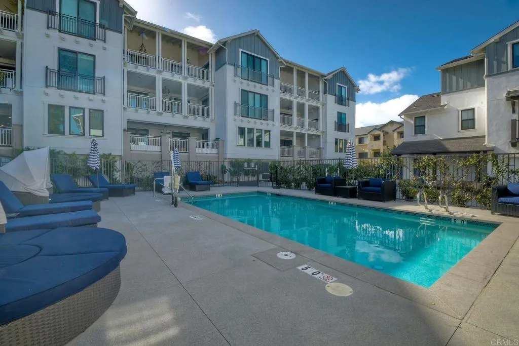 800 Grand Avenue Unit 205