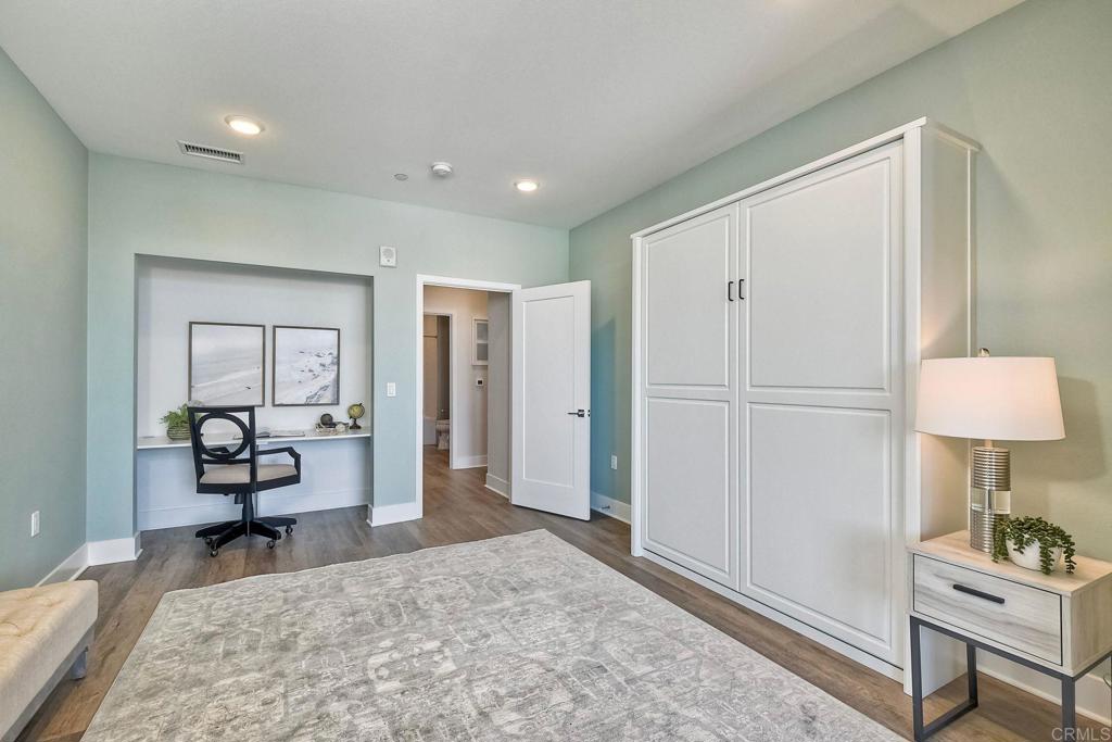 800 Grand Avenue 205
