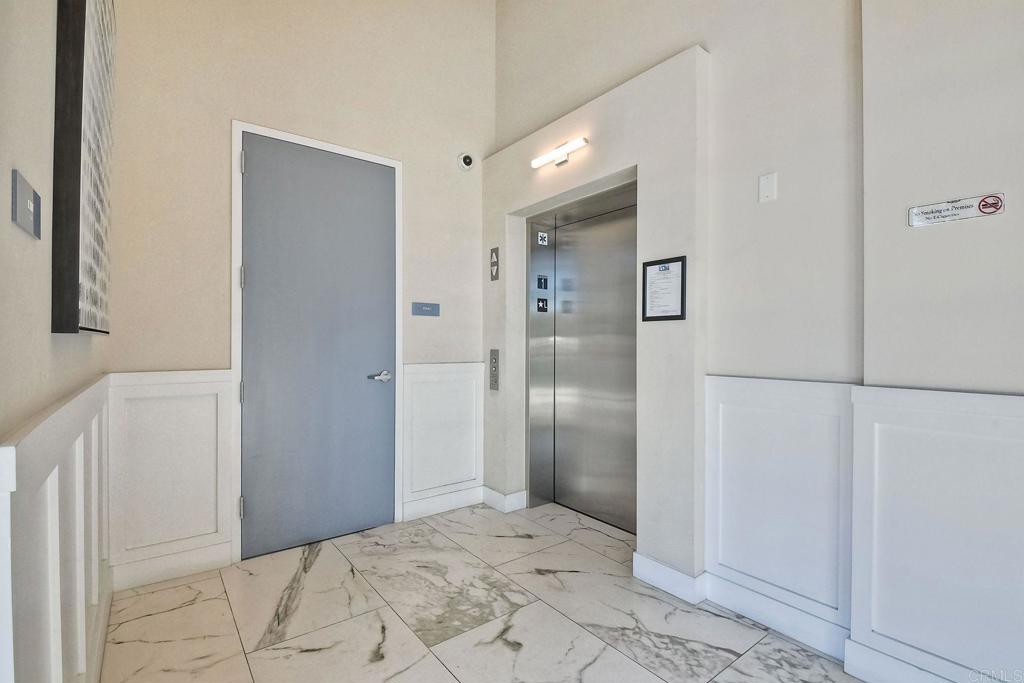 800 Grand Avenue 205