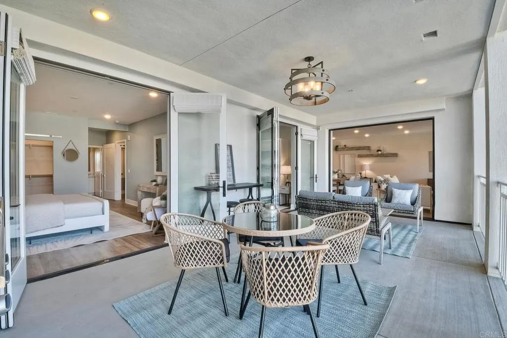 800 Grand Avenue Unit 205