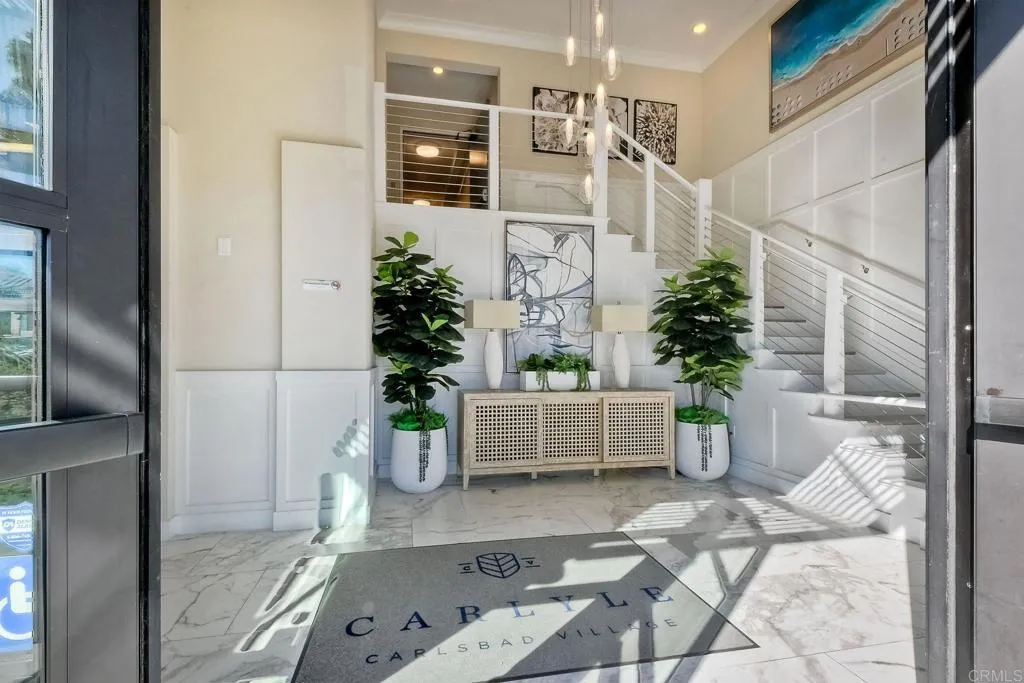 800 Grand Avenue Unit 205