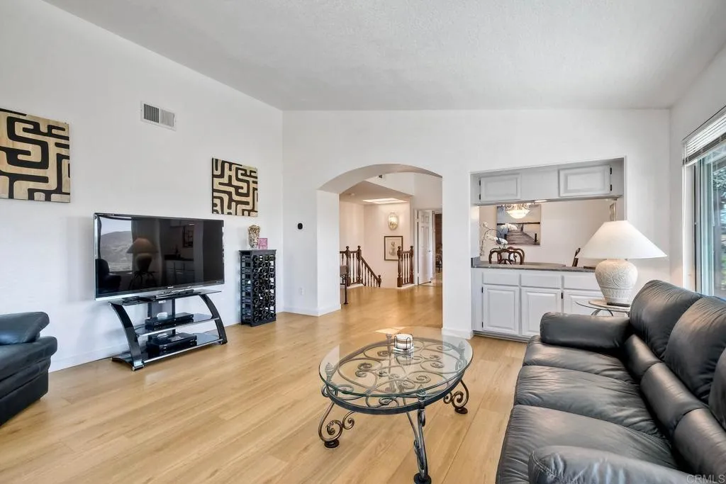 3829 Pinnacle Place
