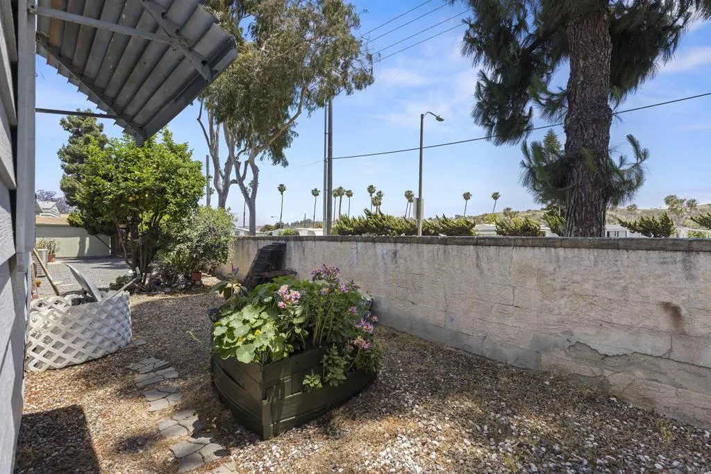 276 N El Camino Real Unit 13