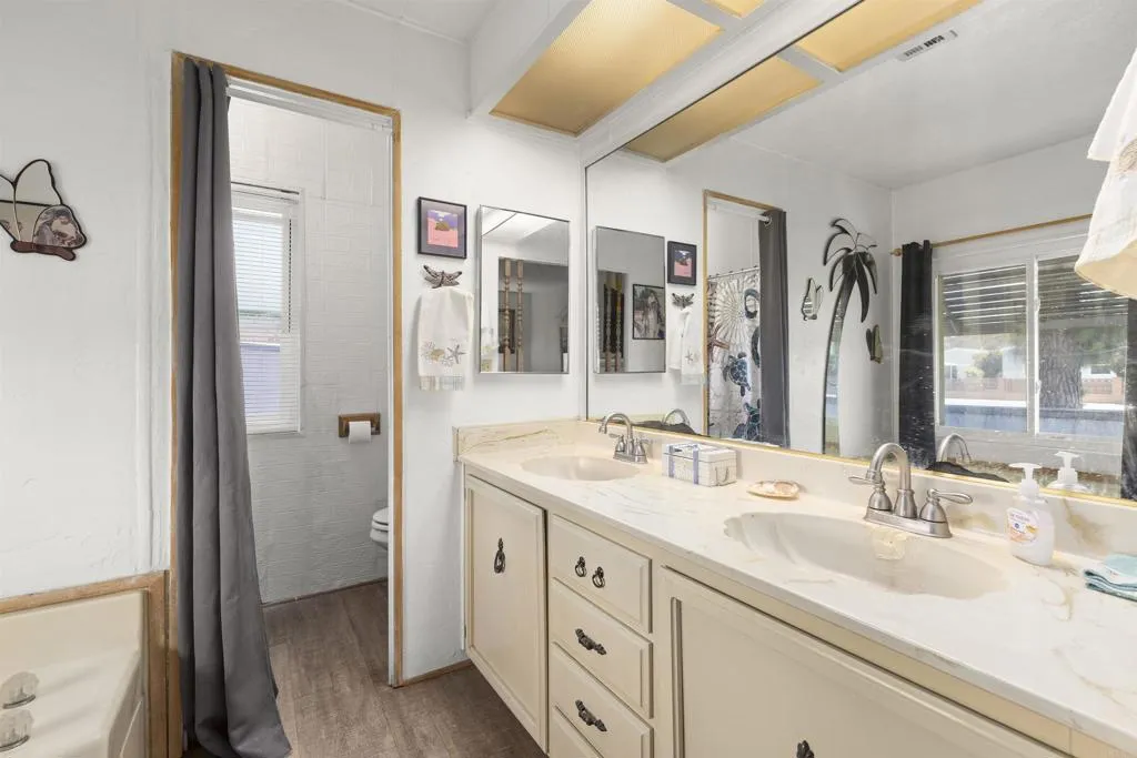 276 N El Camino Real Unit 13