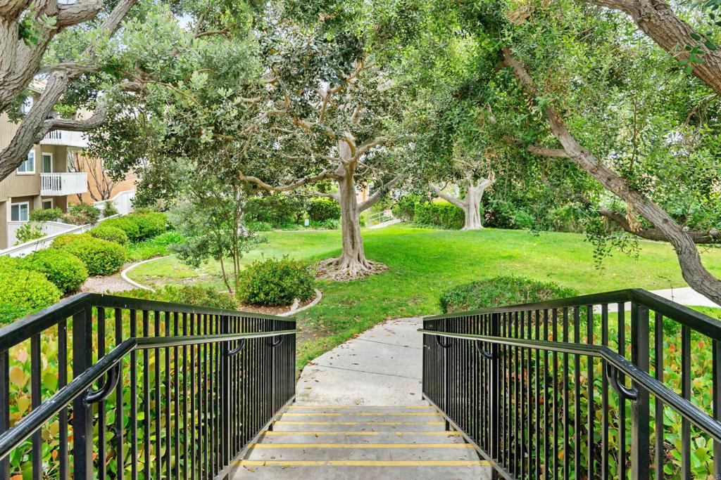 4220 La Pinata Way 233