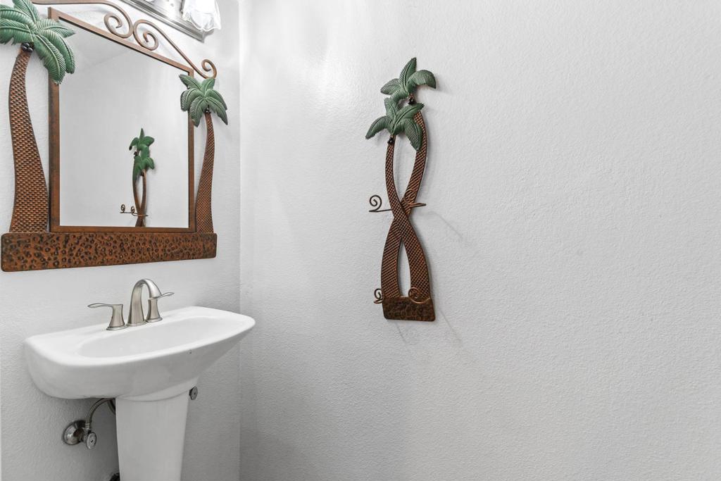 4220 La Pinata Way 233