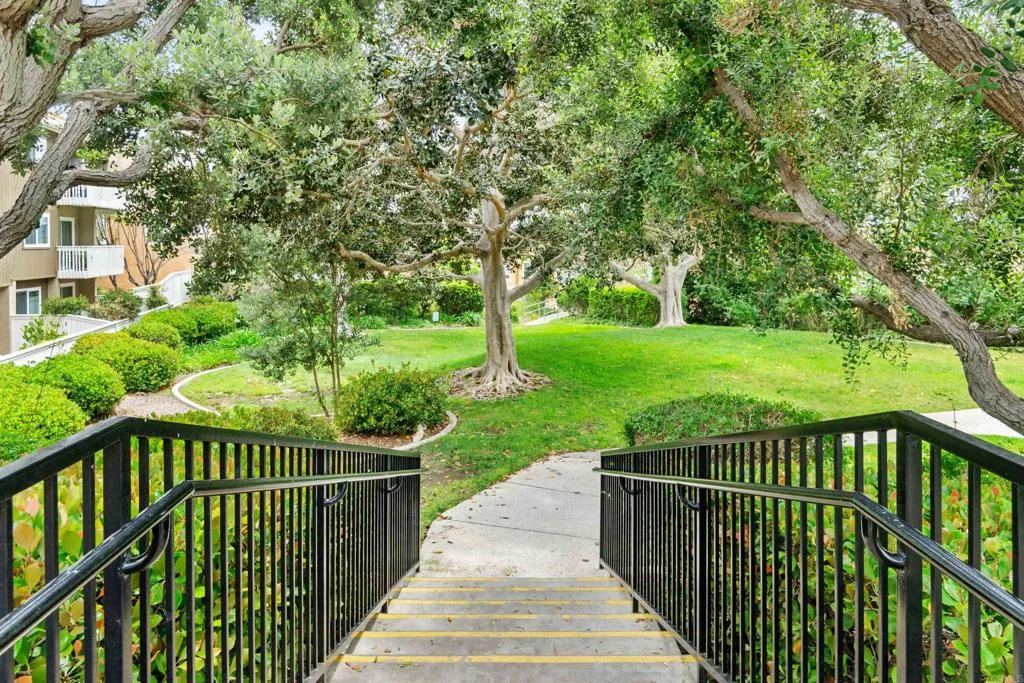 4220 La Pinata Way Unit 233