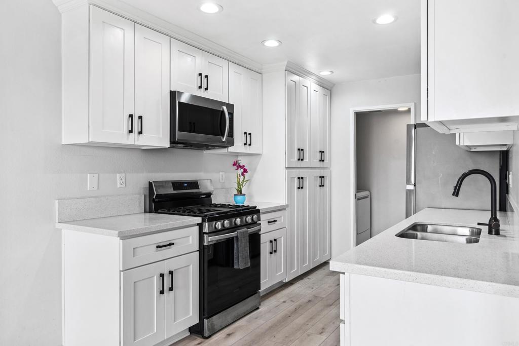 4220 La Pinata Way 233