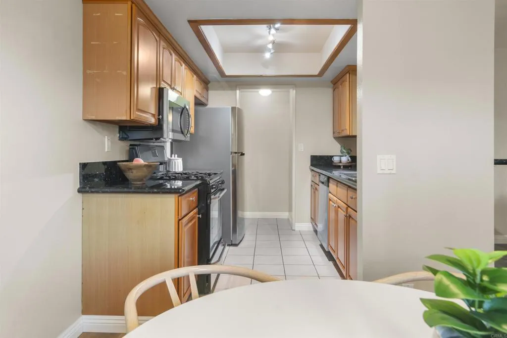 9418 Twin Trails Drive Unit 101