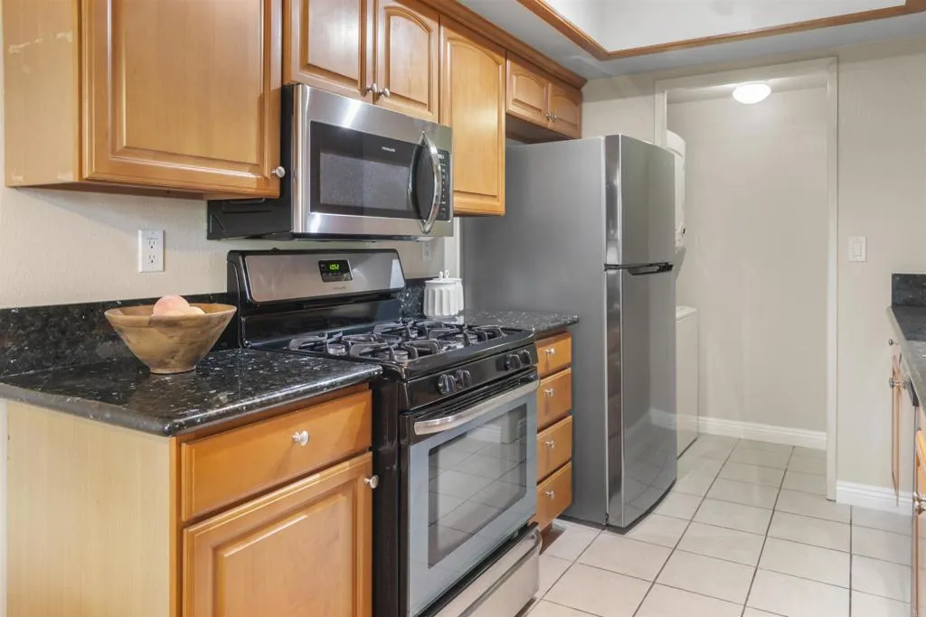 9418 Twin Trails Drive Unit 101