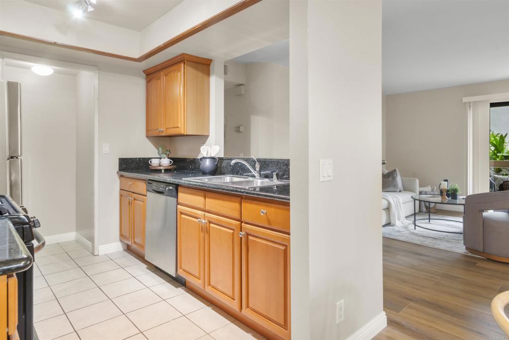 9418 Twin Trails Drive 101