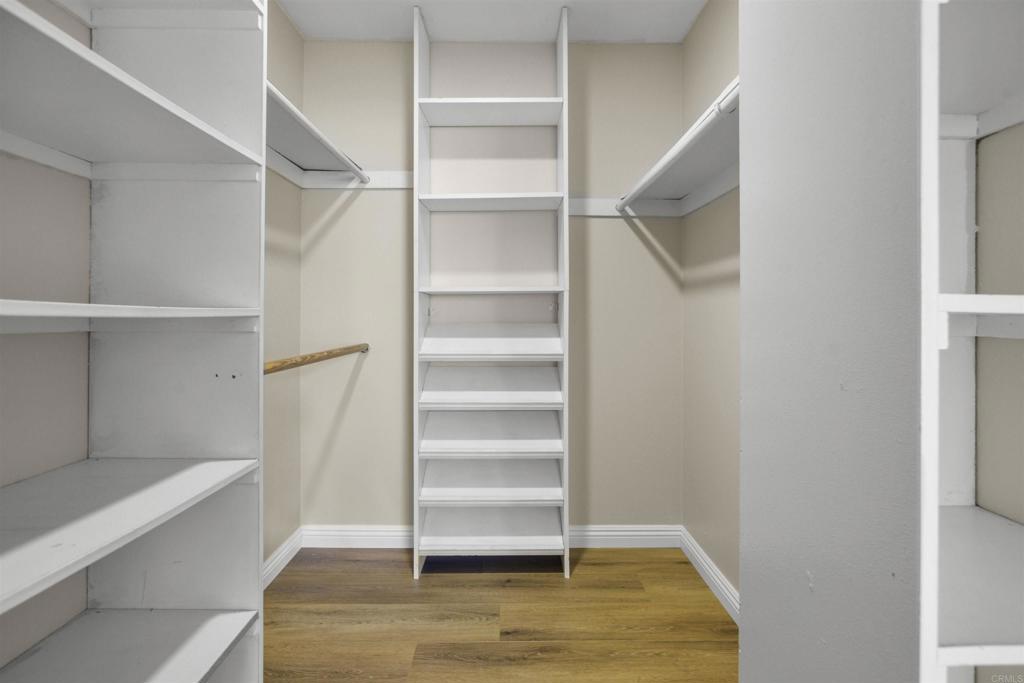 9418 Twin Trails Drive 101