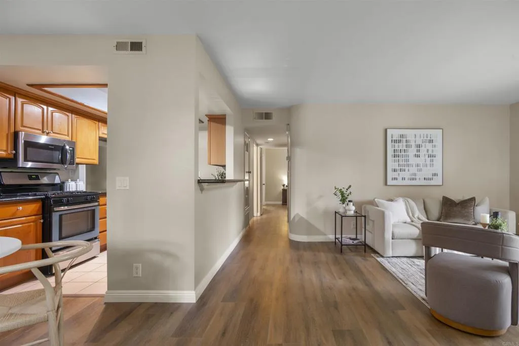 9418 Twin Trails Drive Unit 101