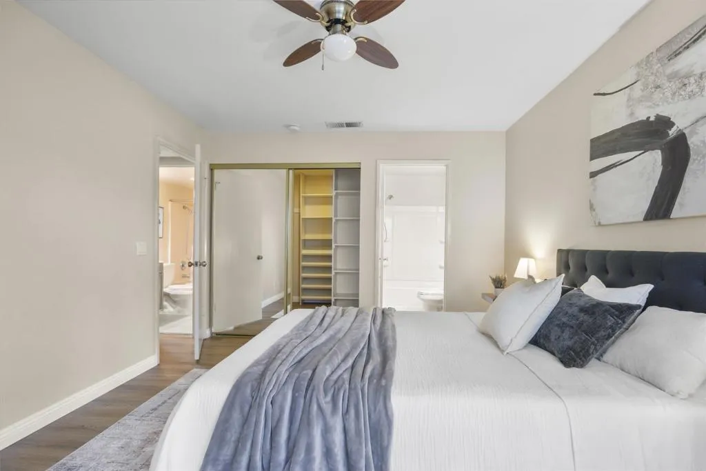 9418 Twin Trails Drive Unit 101