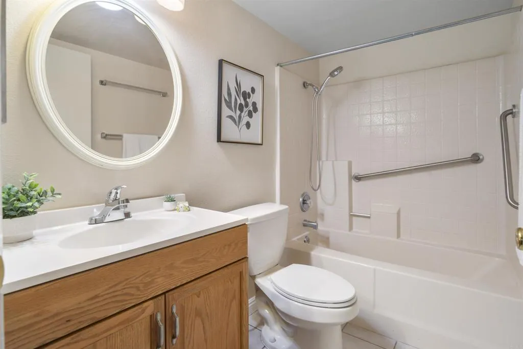9418 Twin Trails Drive Unit 101