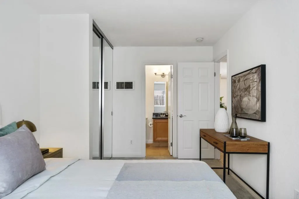 4209 Arizona St Unit 4