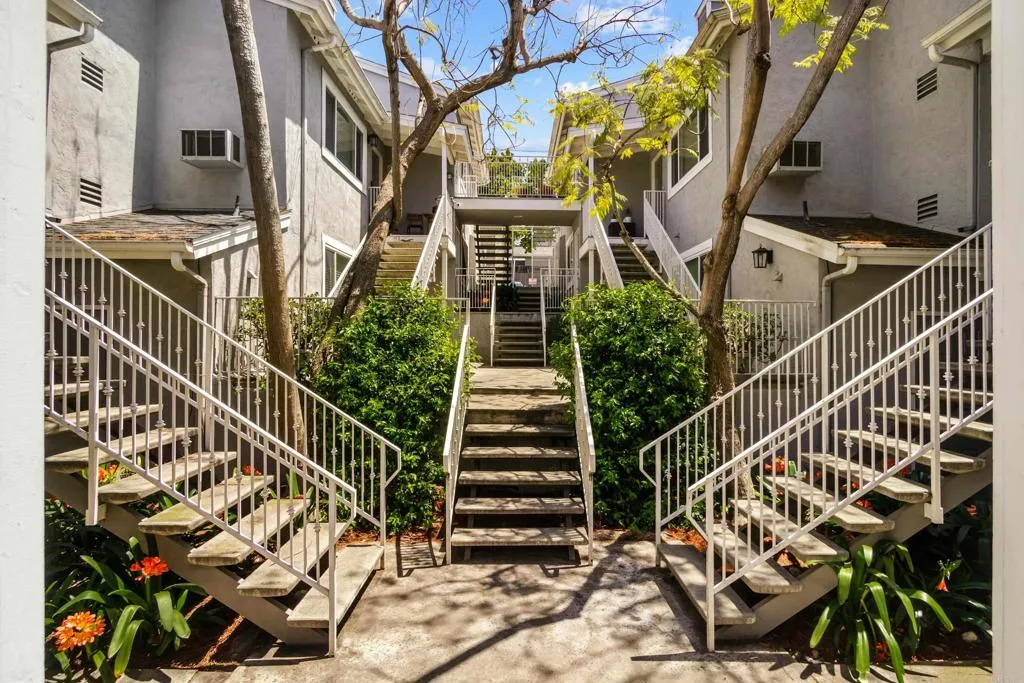 4209 Arizona St Unit 4