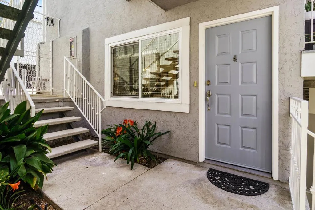 4209 Arizona St Unit 4