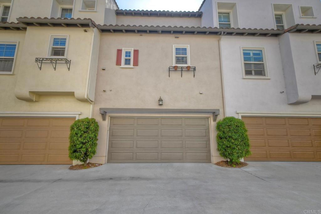 2160 Silverado Street