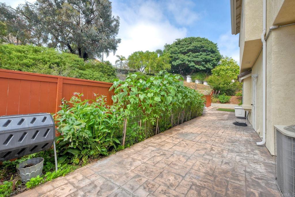 339 Diamante Way