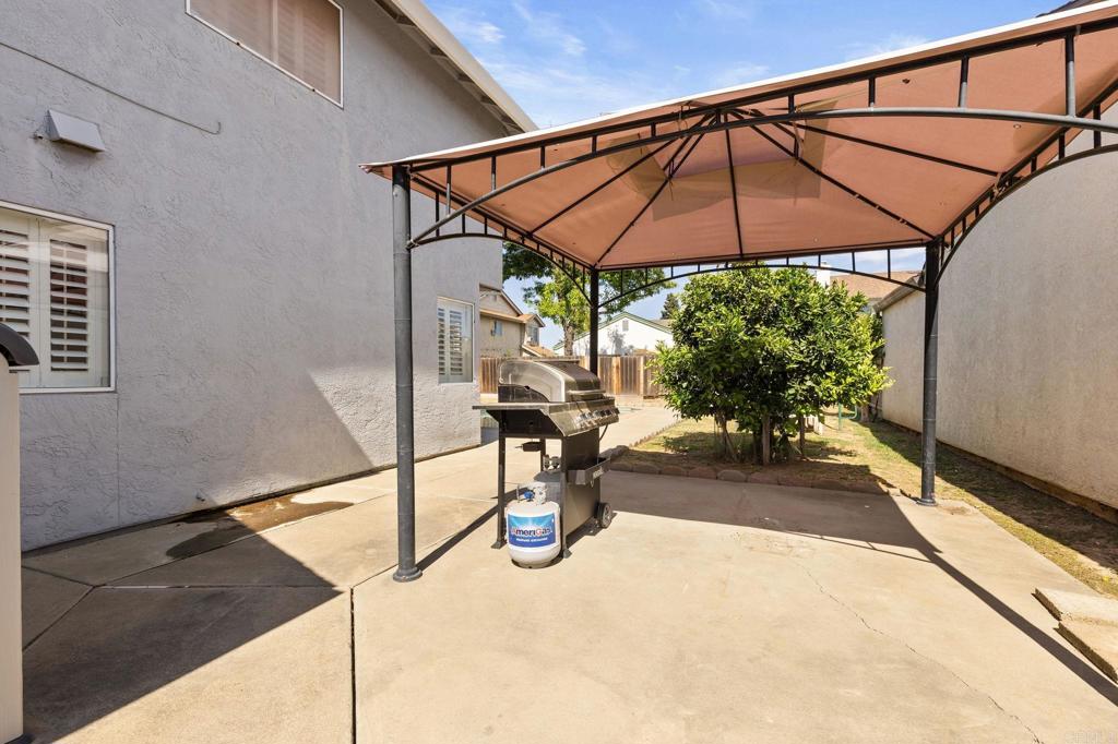 8041 Lomand Court