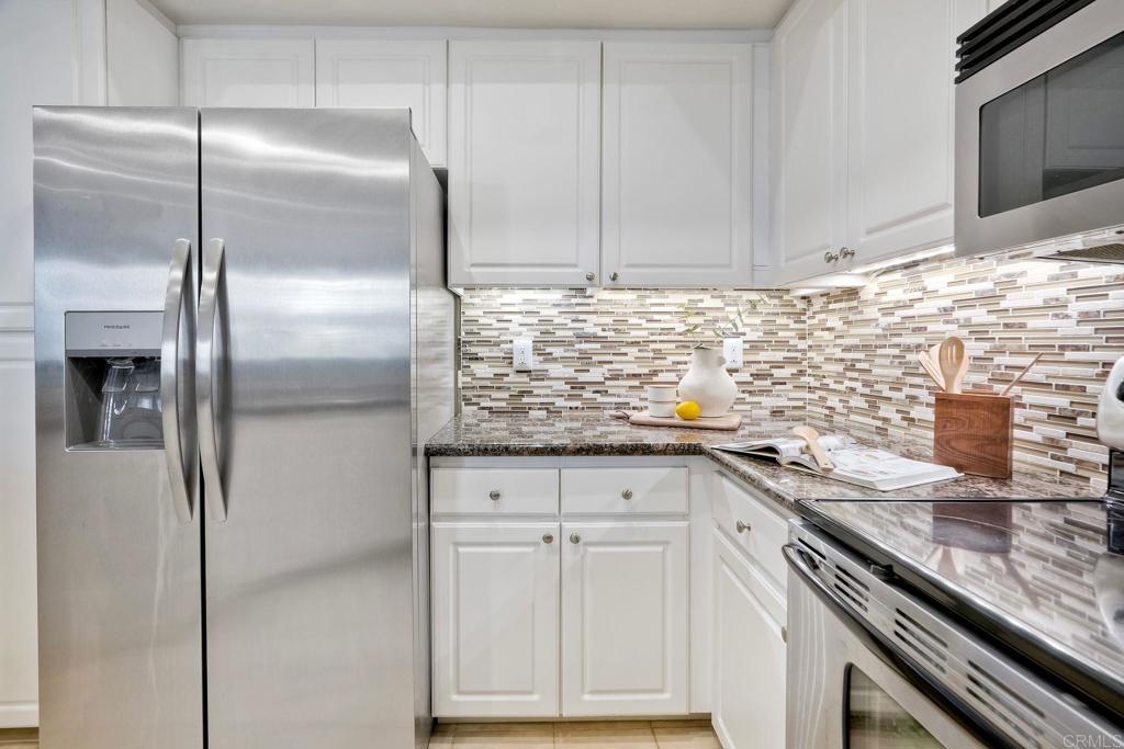 9263 Regents Road B106