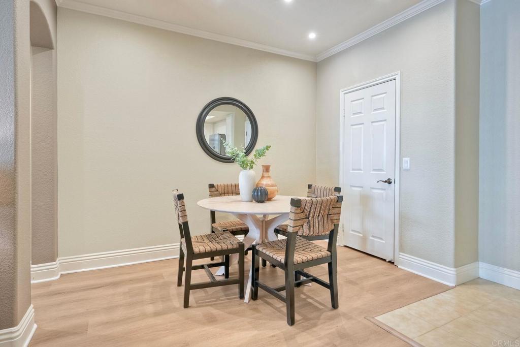 9263 Regents Road B106