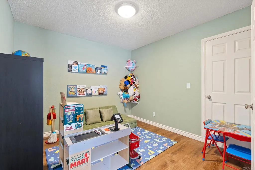 4977 Perceptive Way