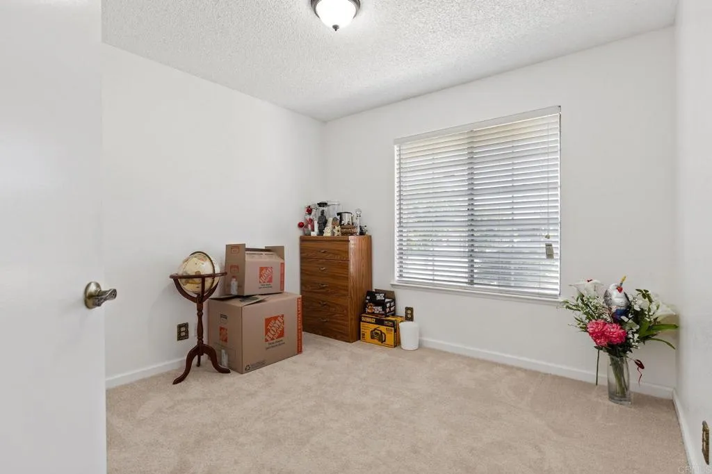 4068 De La Vina Way