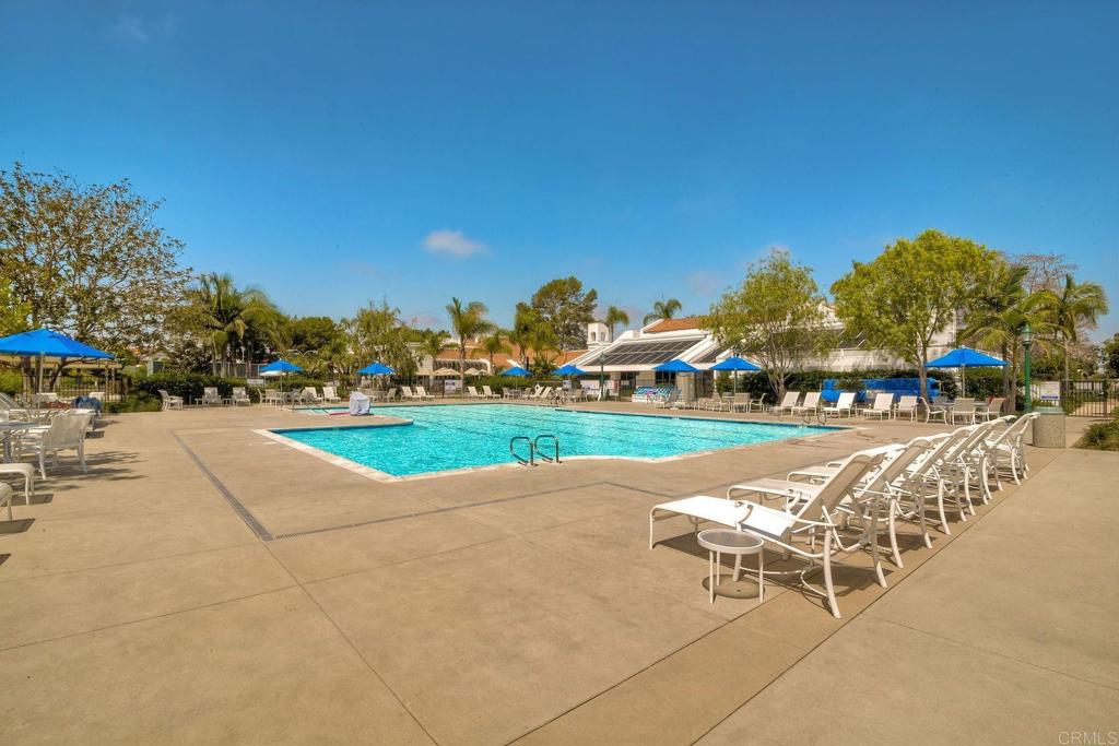 4956 Lamia Way