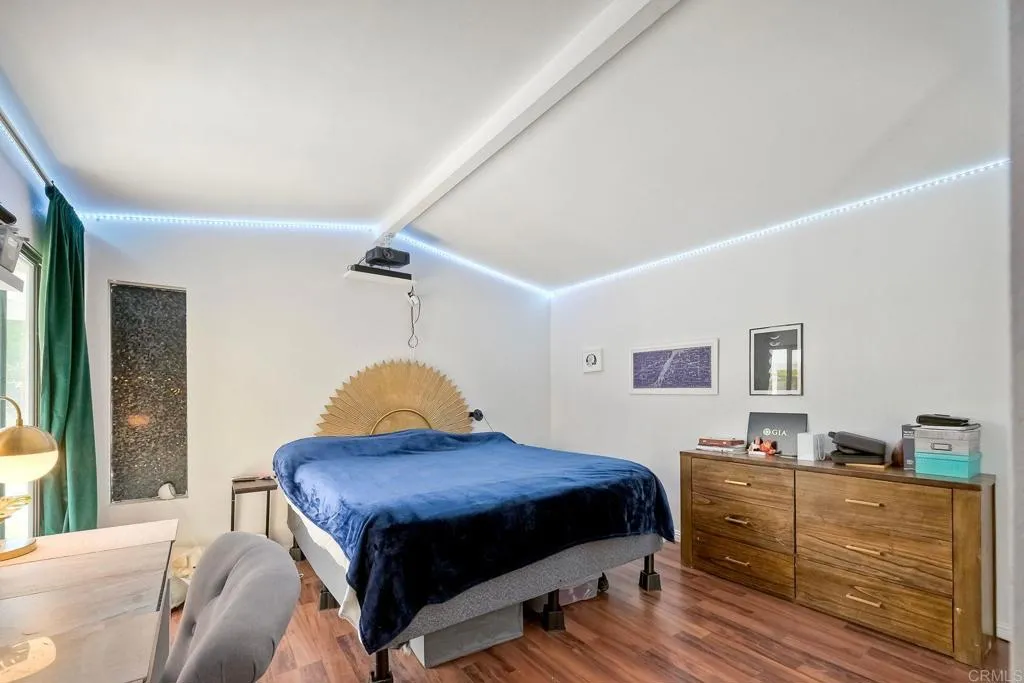 1219 Paseo Hermosa
