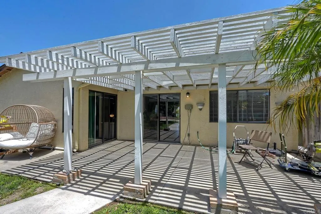 1219 Paseo Hermosa