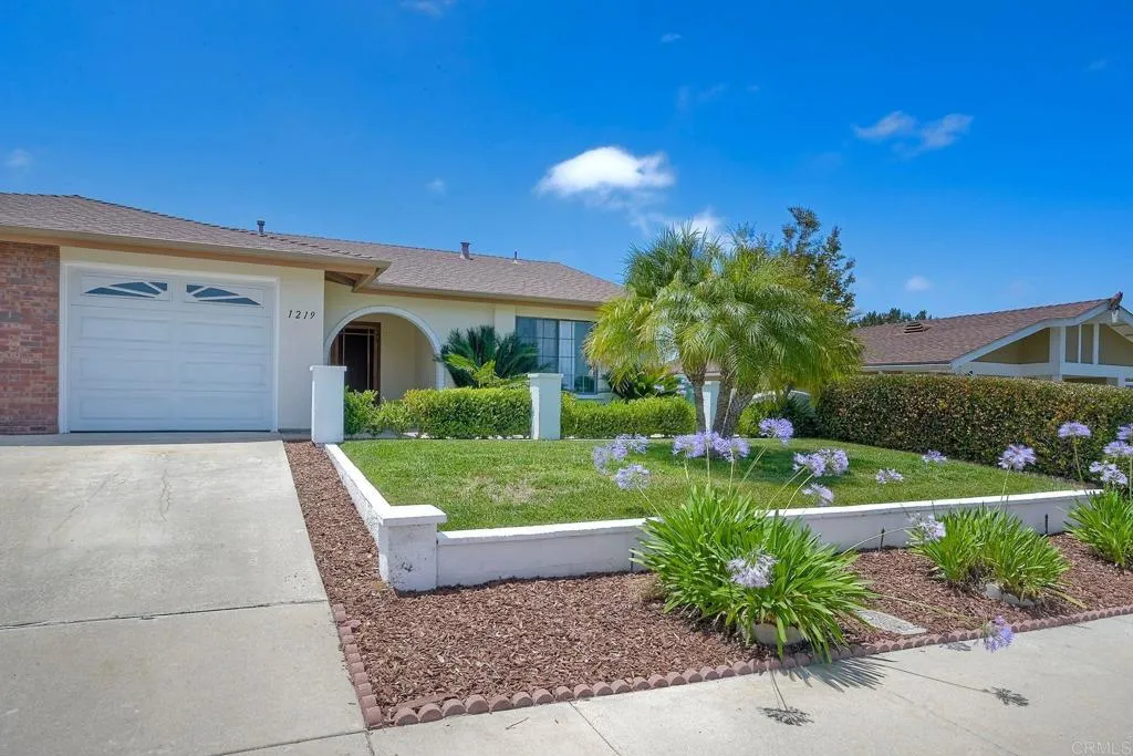1219 Paseo Hermosa