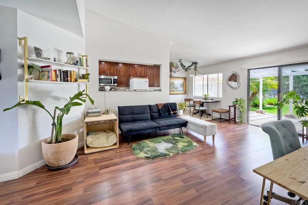 1219 Paseo Hermosa