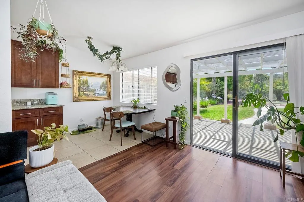 1219 Paseo Hermosa