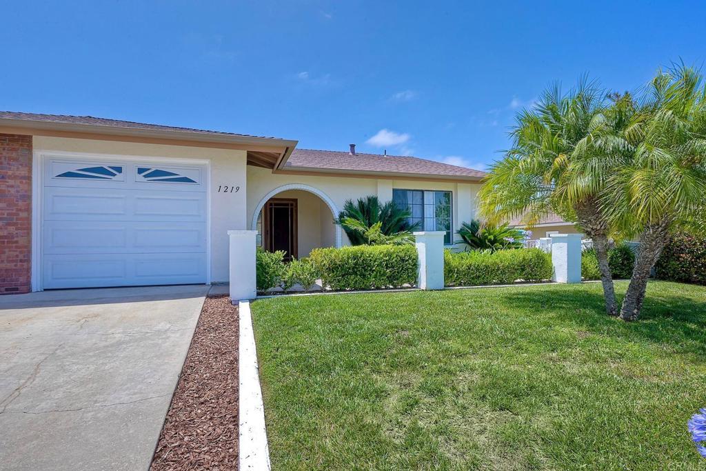 1219 Paseo Hermosa