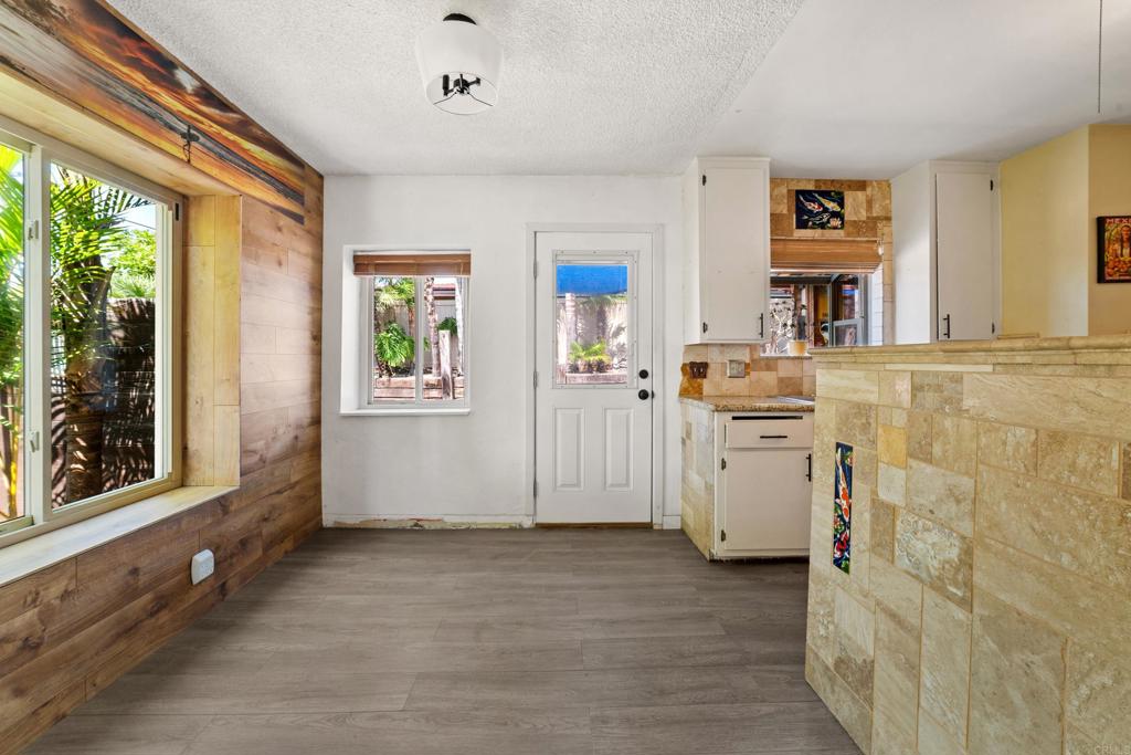 2324 Greenbrier Drive