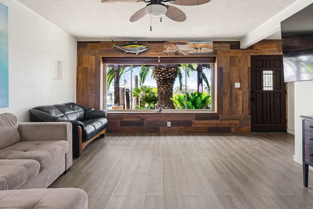 2324 Greenbrier Drive