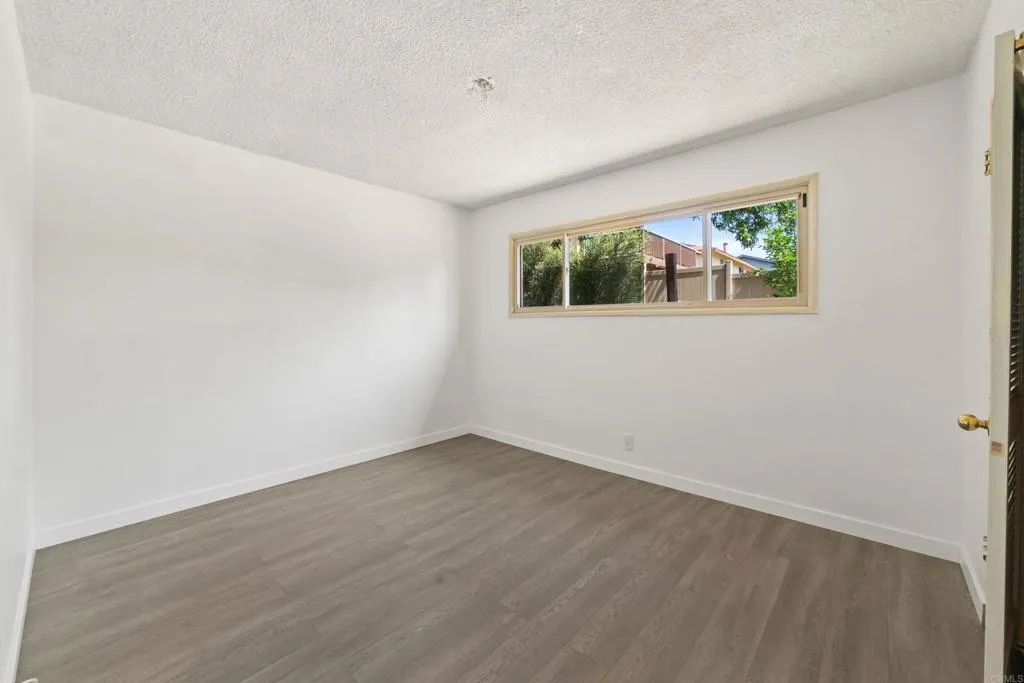 2324 Greenbrier Drive