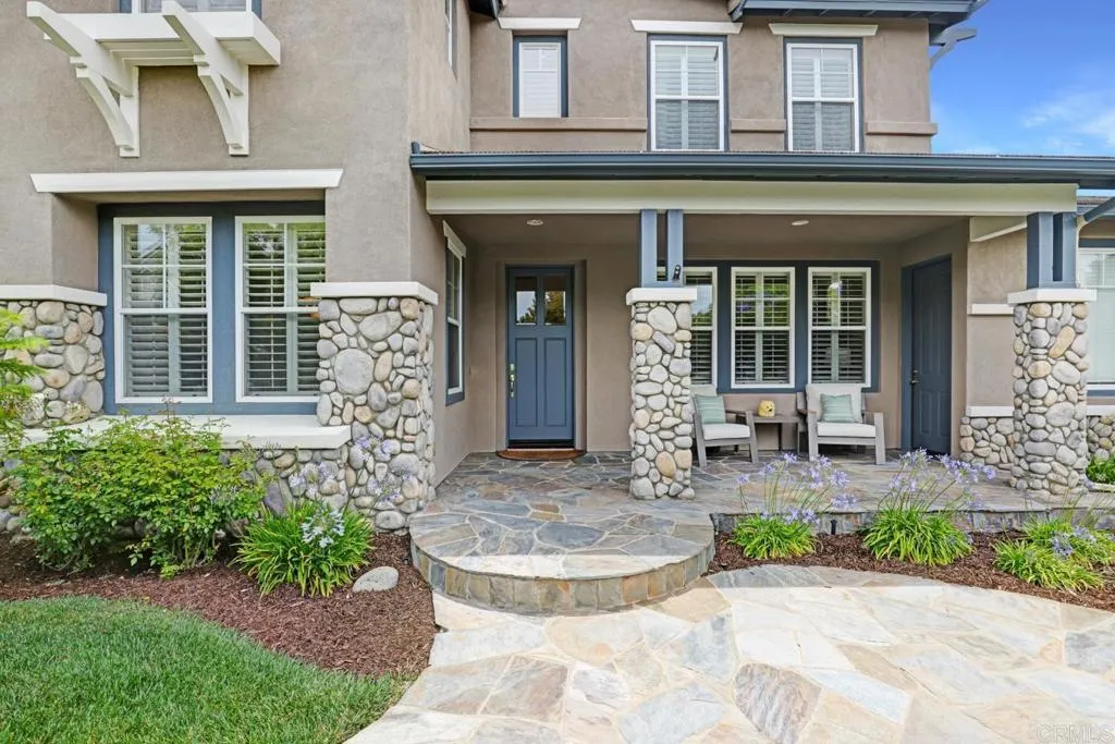 15 Pleasanton Lane
