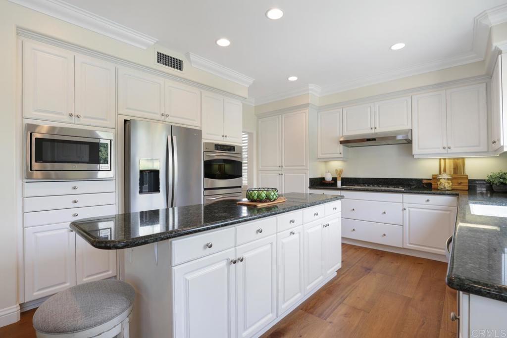 15 Pleasanton Lane