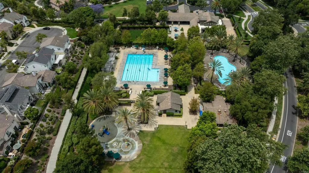 15 Pleasanton Lane