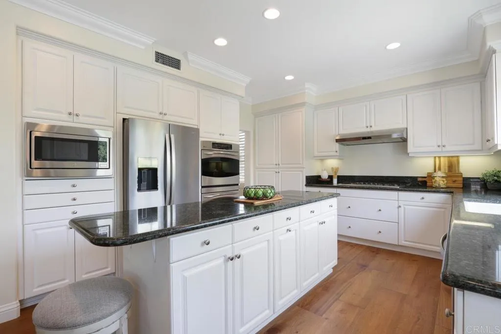 15 Pleasanton Lane