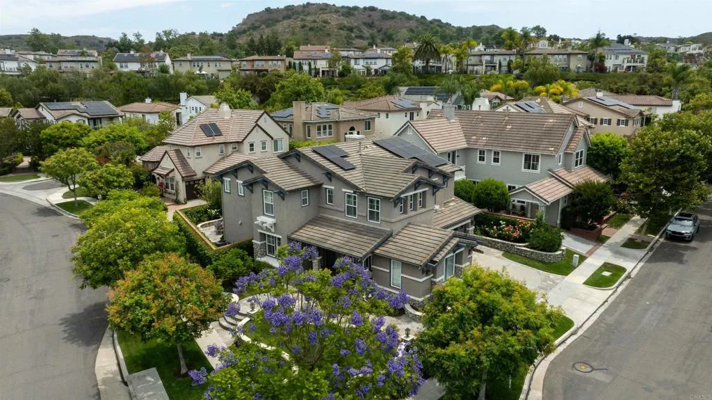 15 Pleasanton Lane
